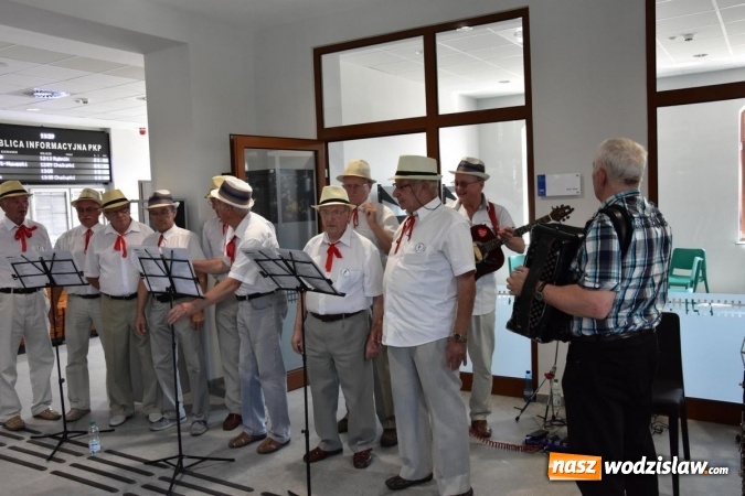 Zdjęcie w galerii na portalu naszwodzislaw.com: W Wodzisławiu Śl. powstała wizytówka Europy. Oficjalne otwarcie dworca kolejowego wiadomości z regionu