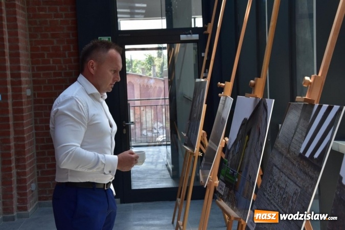 Zdjęcie w galerii na portalu naszwodzislaw.com: W Wodzisławiu Śl. powstała wizytówka Europy. Oficjalne otwarcie dworca kolejowego wiadomości z regionu