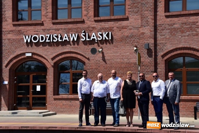 Zdjęcie w galerii na portalu naszwodzislaw.com: W Wodzisławiu Śl. powstała wizytówka Europy. Oficjalne otwarcie dworca kolejowego wiadomości z regionu