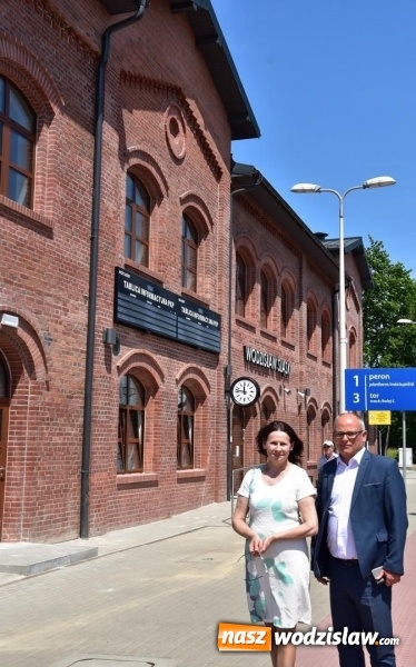 Zdjęcie w galerii na portalu naszwodzislaw.com: W Wodzisławiu Śl. powstała wizytówka Europy. Oficjalne otwarcie dworca kolejowego wiadomości z regionu