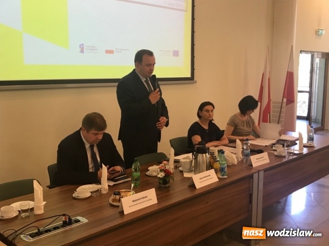 Zdjęcie w galerii na portalu naszwodzislaw.com: Obradował zespół Inicjatywy Regionów Górniczych w Transformacji wiadomości z regionu
