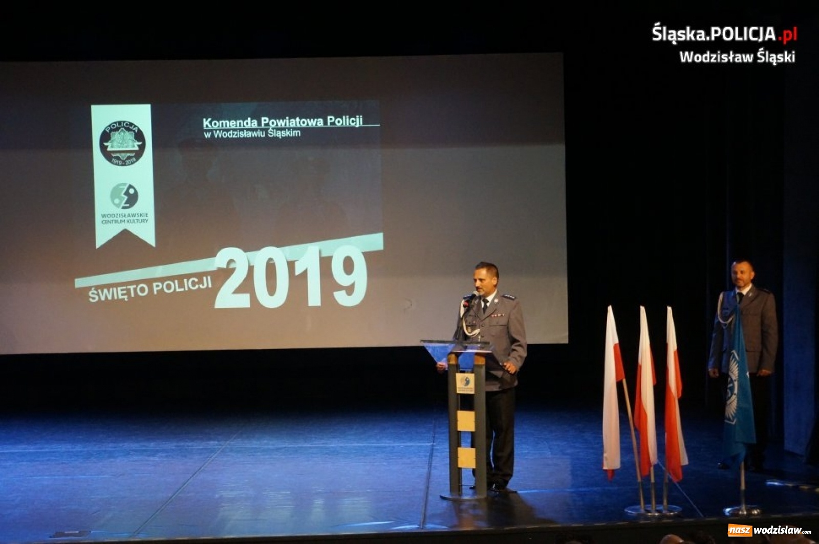 Zdjęcie w galerii na portalu naszwodzislaw.com: Policyjne święto w Wodzisławskim Centrum Kultury wiadomości z regionu