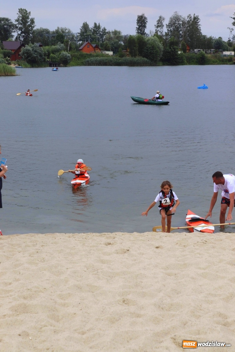 Zdjęcie w galerii na portalu naszwodzislaw.com: W Olzie szukali Nemo. Kajakowe zawody dla dzieci za nami wiadomości z regionu