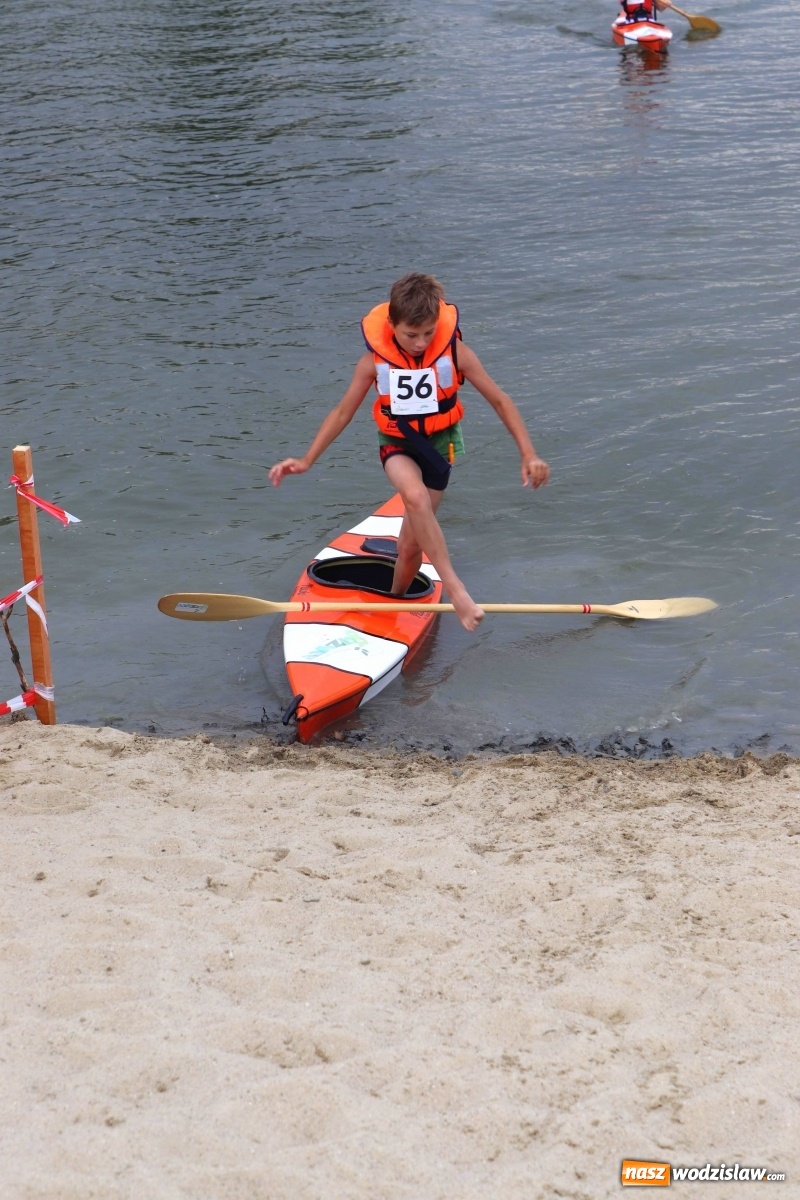 Zdjęcie w galerii na portalu naszwodzislaw.com: W Olzie szukali Nemo. Kajakowe zawody dla dzieci za nami wiadomości z regionu