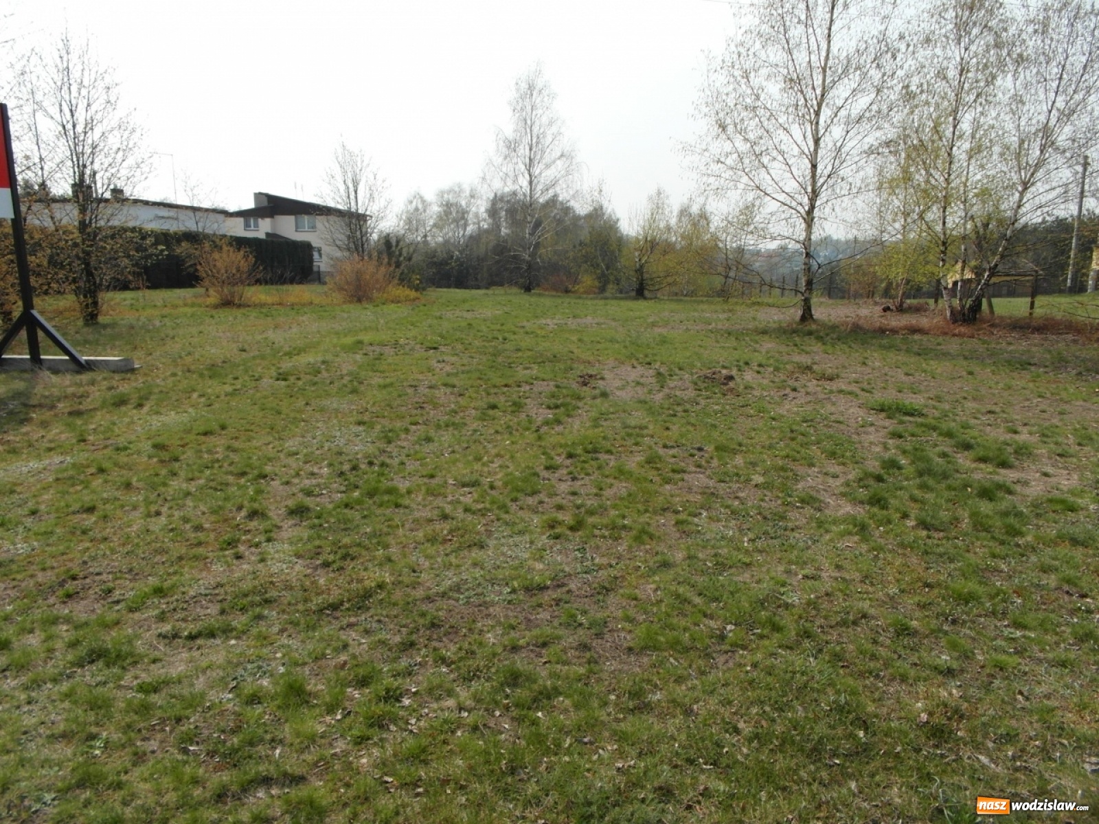 Zdjęcie w galerii na portalu naszwodzislaw.com: Działka pod zabudowę mieszkaniową na sprzedaż wiadomości z regionu