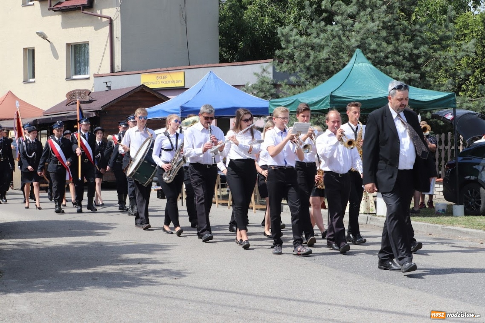 Zdjęcie w galerii na portalu naszwodzislaw.com: OSP w Uchylsku świętowało 80-lecie [FOTO] wiadomości z regionu