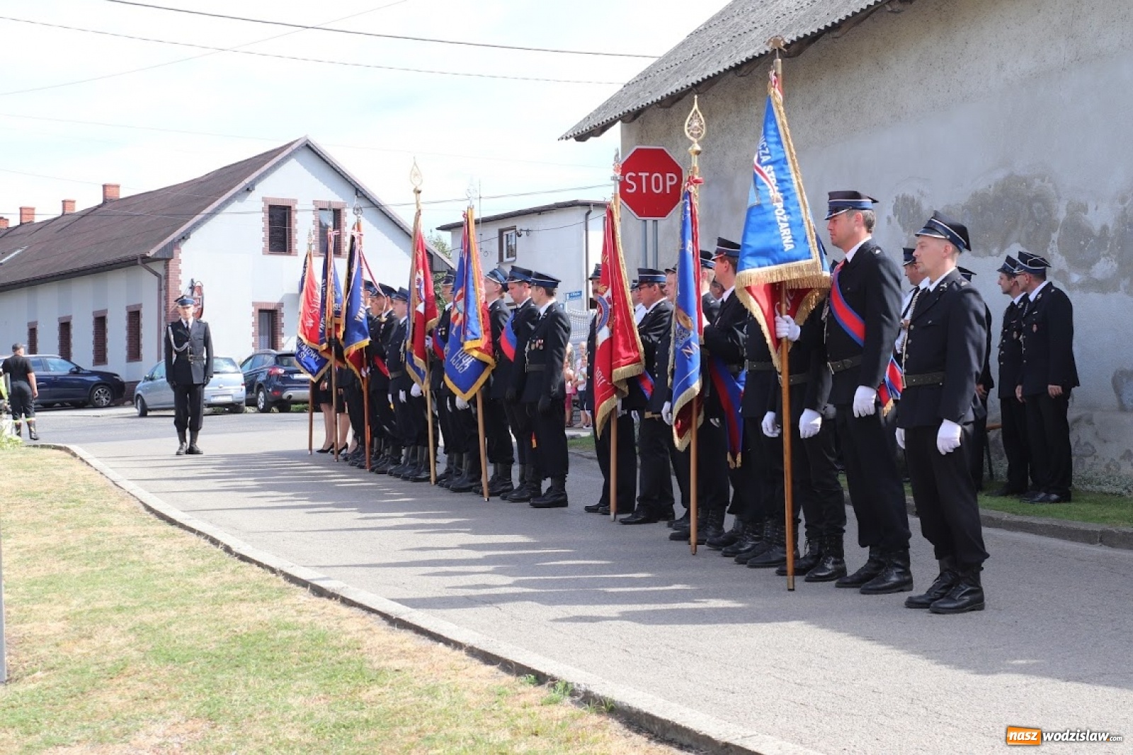 Zdjęcie w galerii na portalu naszwodzislaw.com: OSP w Uchylsku świętowało 80-lecie [FOTO] wiadomości z regionu
