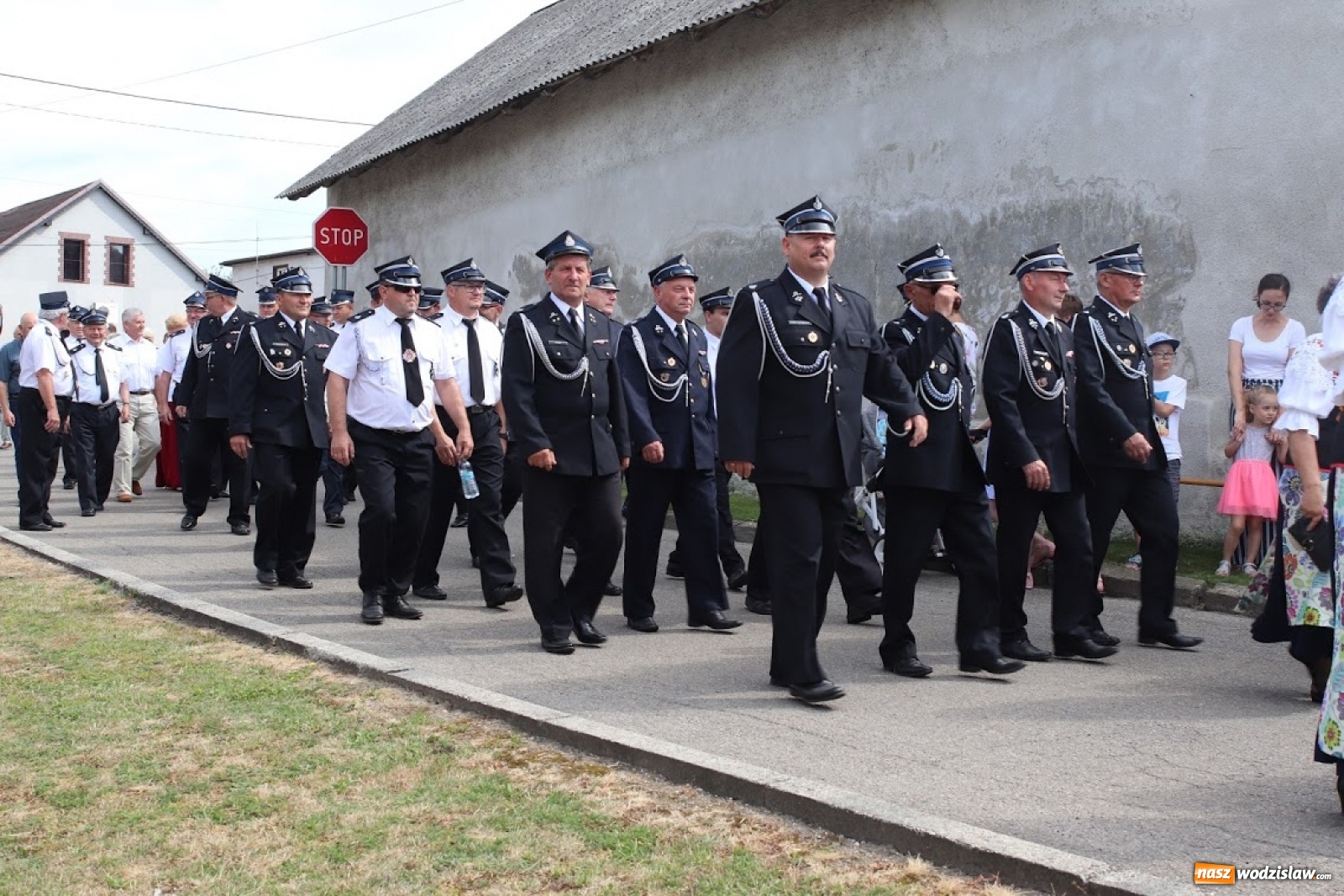 Zdjęcie w galerii na portalu naszwodzislaw.com: OSP w Uchylsku świętowało 80-lecie [FOTO] wiadomości z regionu