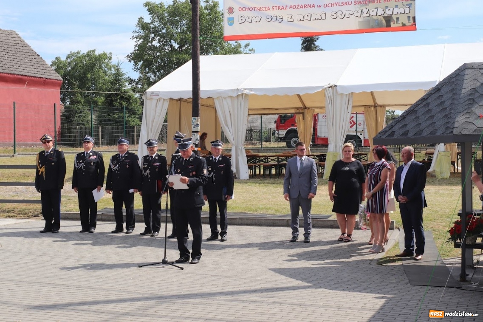 Zdjęcie w galerii na portalu naszwodzislaw.com: OSP w Uchylsku świętowało 80-lecie [FOTO] wiadomości z regionu