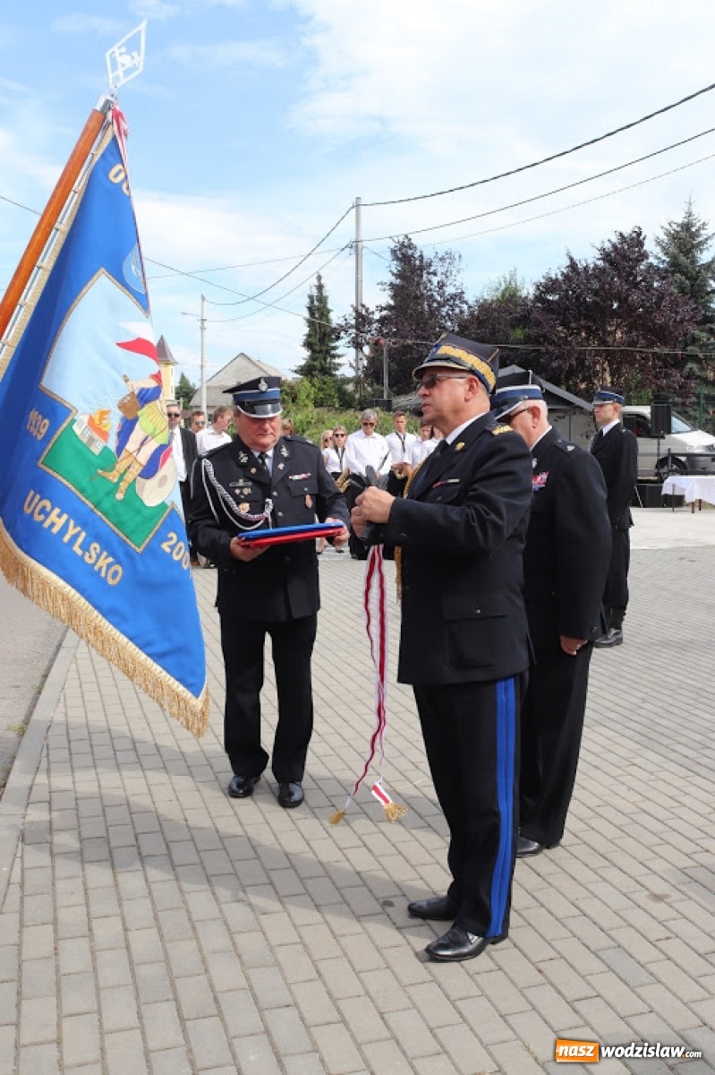 Zdjęcie w galerii na portalu naszwodzislaw.com: OSP w Uchylsku świętowało 80-lecie [FOTO] wiadomości z regionu