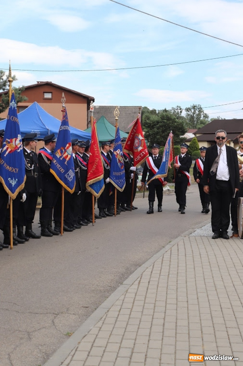 Zdjęcie w galerii na portalu naszwodzislaw.com: OSP w Uchylsku świętowało 80-lecie [FOTO] wiadomości z regionu