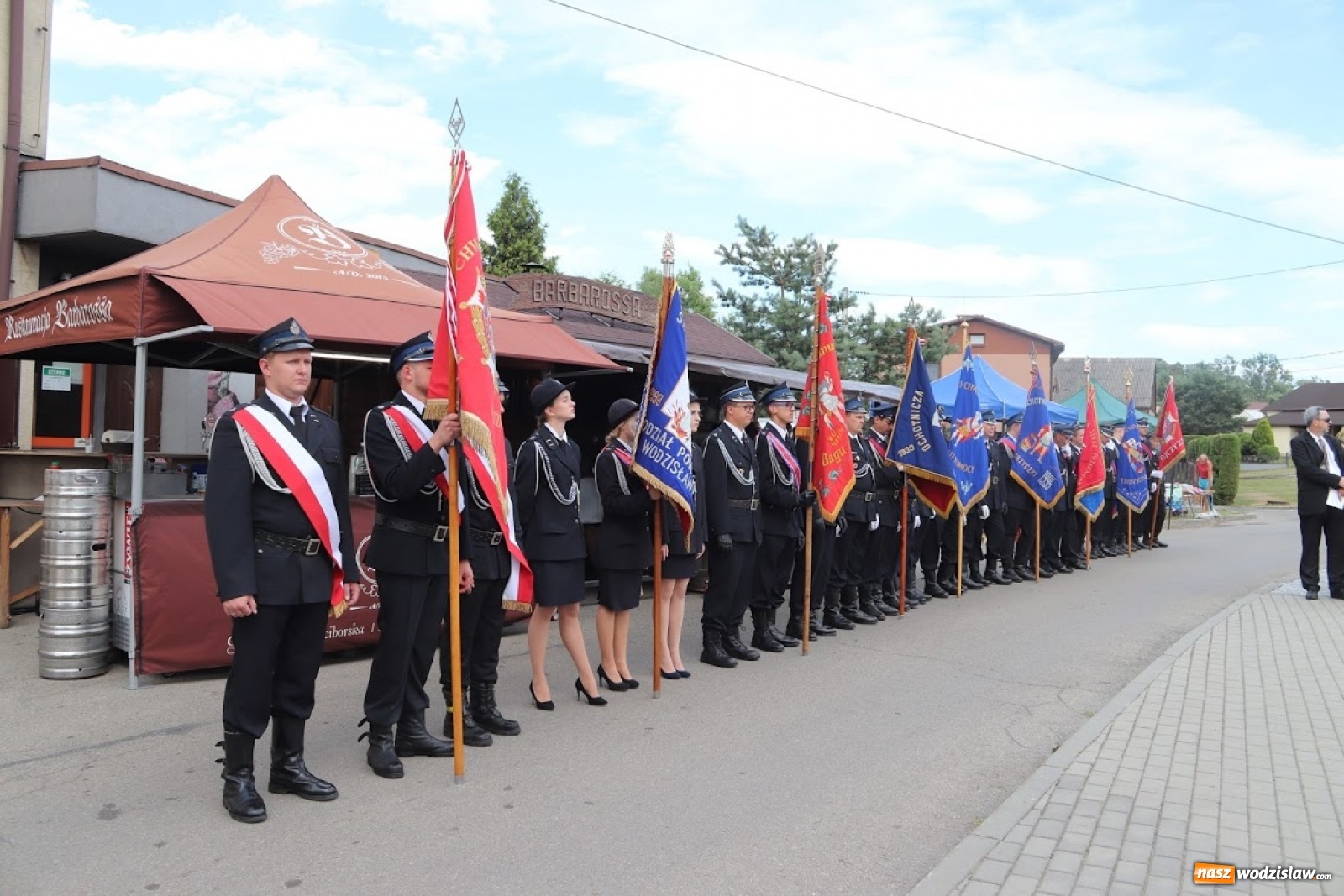 Zdjęcie w galerii na portalu naszwodzislaw.com: OSP w Uchylsku świętowało 80-lecie [FOTO] wiadomości z regionu