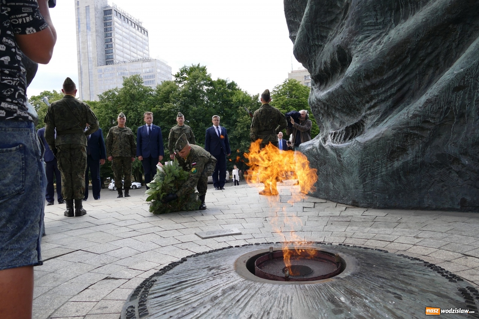 Zdjęcie w galerii na portalu naszwodzislaw.com: Defilada Wierni Polsce 15 sierpnia w Katowicach  wiadomości z regionu