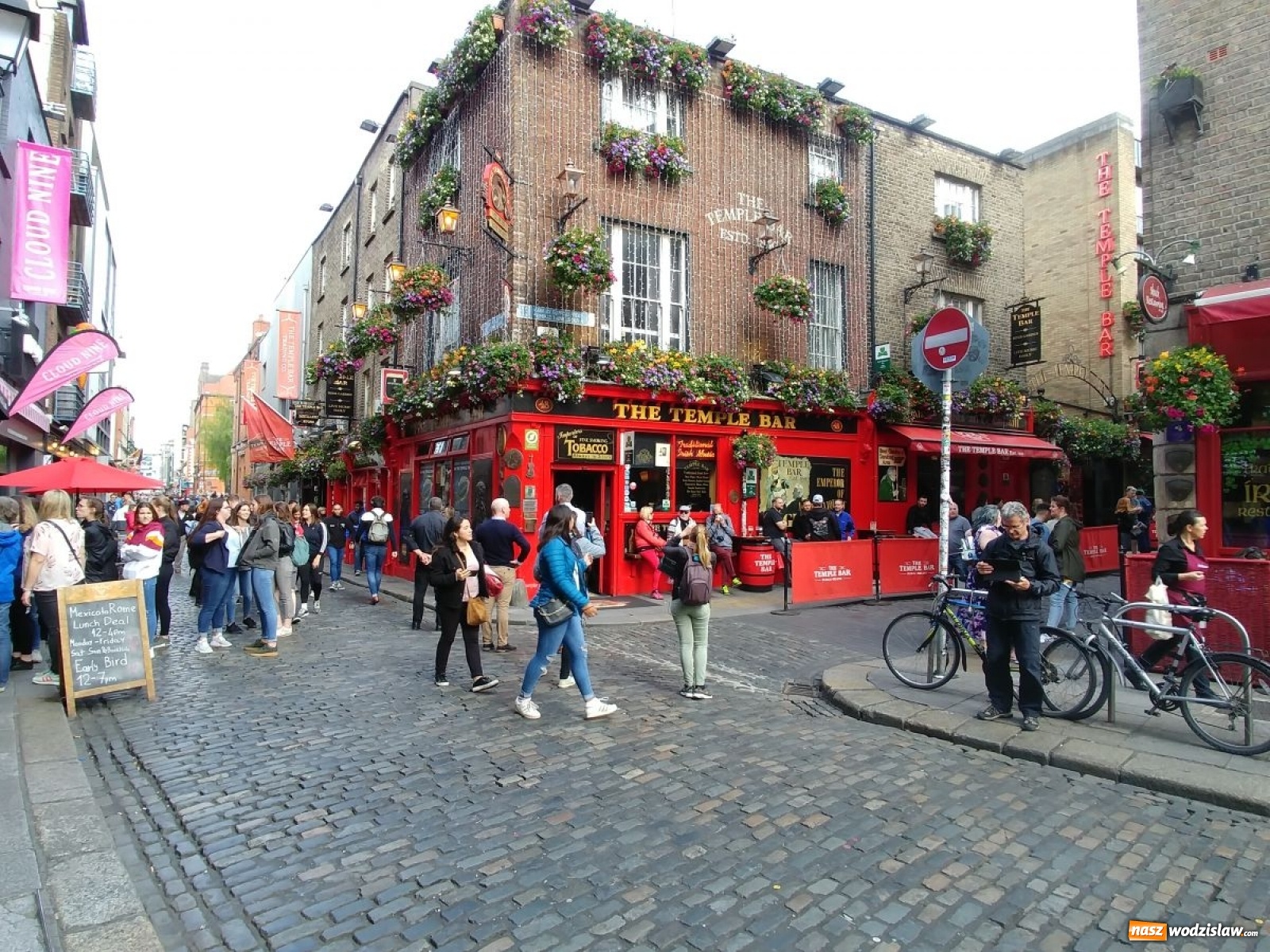 Zdjęcie w galerii na portalu naszwodzislaw.com: Logistycy z rydułtowskiego technikum praktykowali w Europie [FOTO] wiadomości z regionu