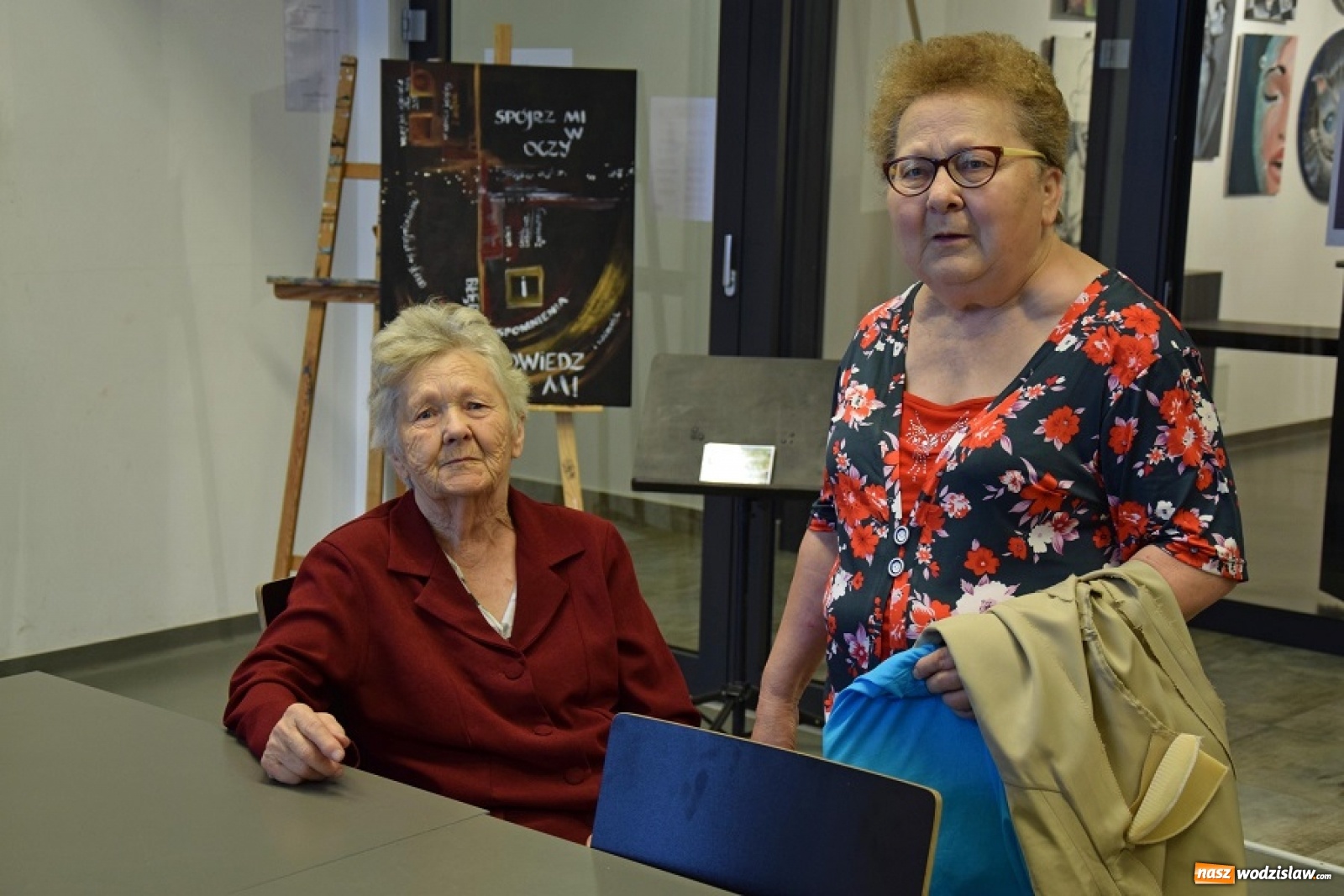 Zdjęcie w galerii na portalu naszwodzislaw.com: Seniorzy z Mszany z wycieczką u sąsiadów w Pawłowicach [FOTO] wiadomości z regionu