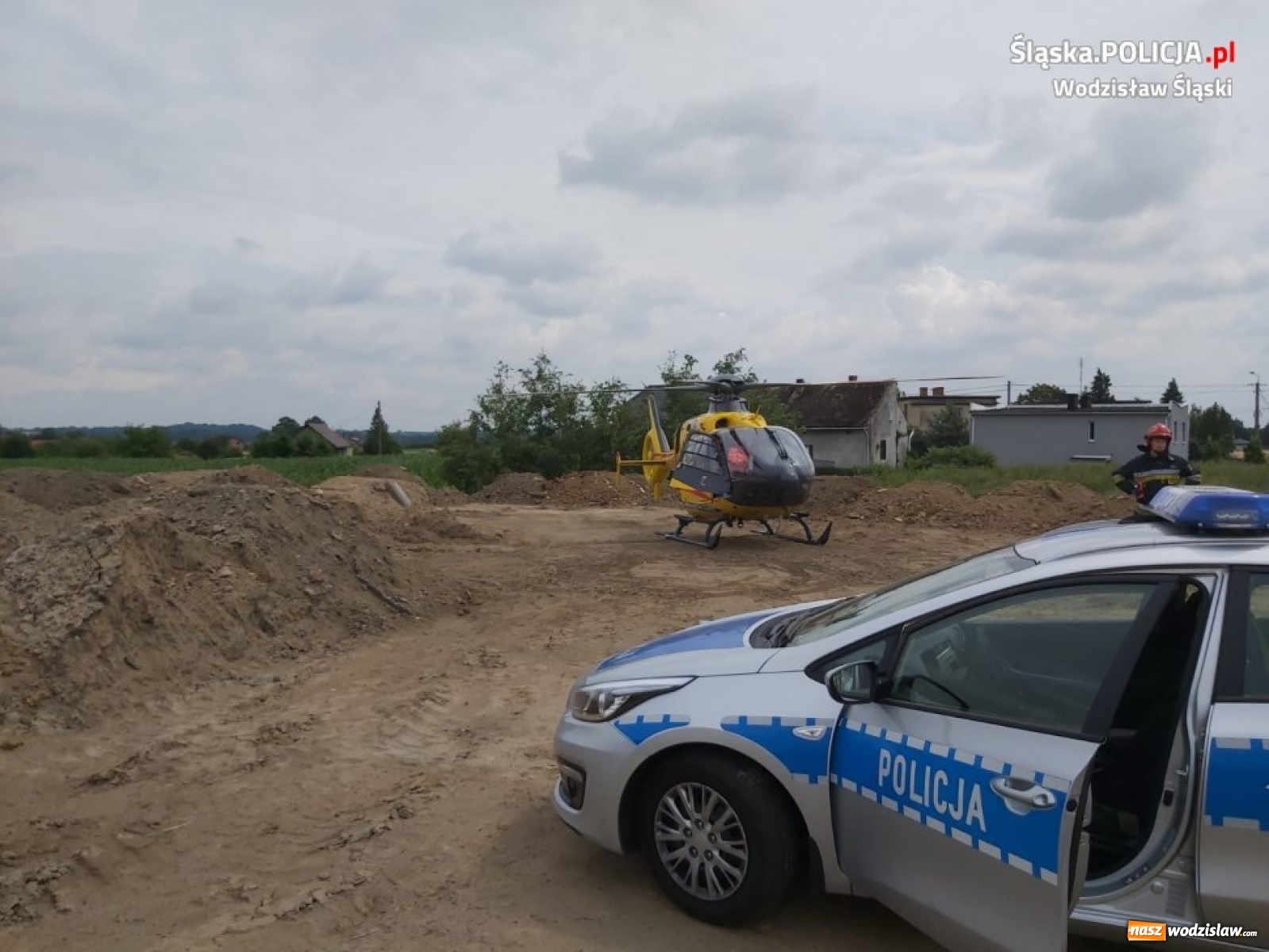 Zdjęcie w galerii na portalu naszwodzislaw.com: Poślizg przyczyną wypadku w Bełsznicy wiadomości z regionu