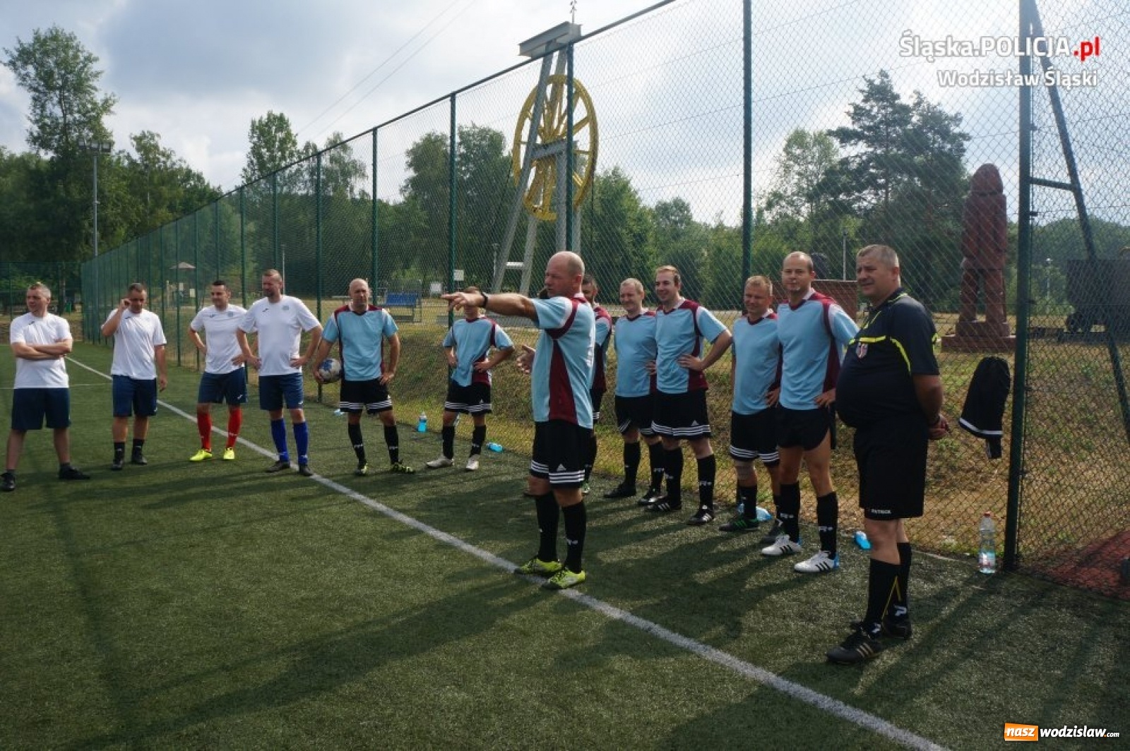 Zdjęcie w galerii na portalu naszwodzislaw.com: Turniej piłkarski na stulecie policji [FOTO] wiadomości z regionu