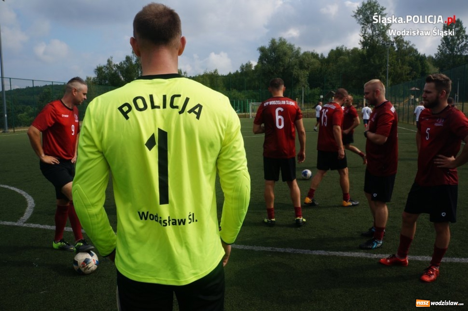 Zdjęcie w galerii na portalu naszwodzislaw.com: Turniej piłkarski na stulecie policji [FOTO] wiadomości z regionu