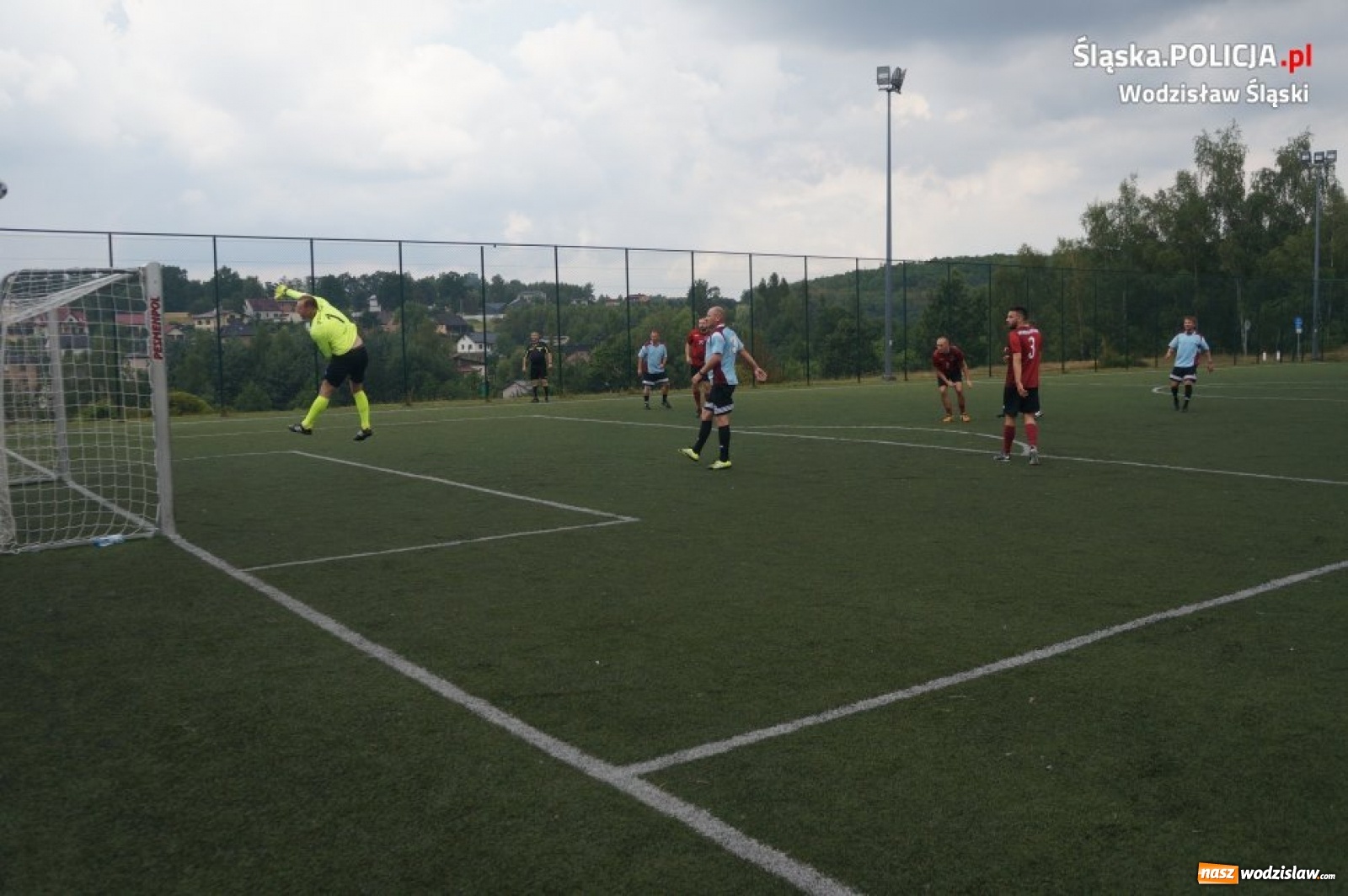 Zdjęcie w galerii na portalu naszwodzislaw.com: Turniej piłkarski na stulecie policji [FOTO] wiadomości z regionu