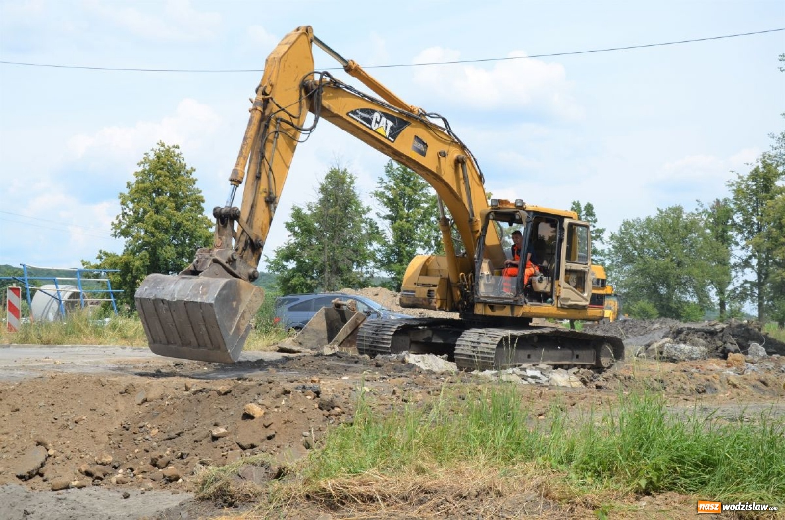 Zdjęcie w galerii na portalu naszwodzislaw.com: Prace na ulicy Raciborskiej w Gorzycach idą pełną parą [FOTO] wiadomości z regionu