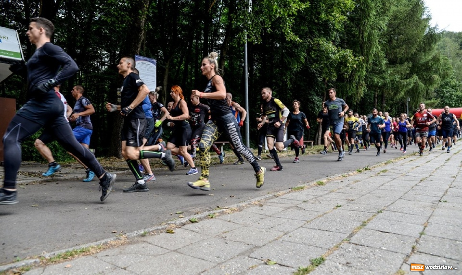 Zdjęcie w galerii na portalu naszwodzislaw.com: Weekend przepełniony sportowymi emocjami [FOTO] wiadomości z regionu