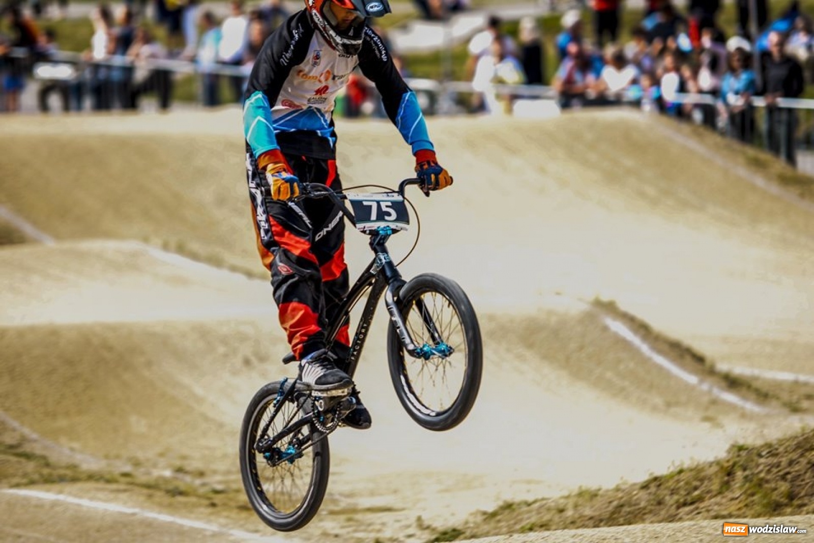 Zdjęcie w galerii na portalu naszwodzislaw.com: Weekend przepełniony sportowymi emocjami [FOTO] wiadomości z regionu