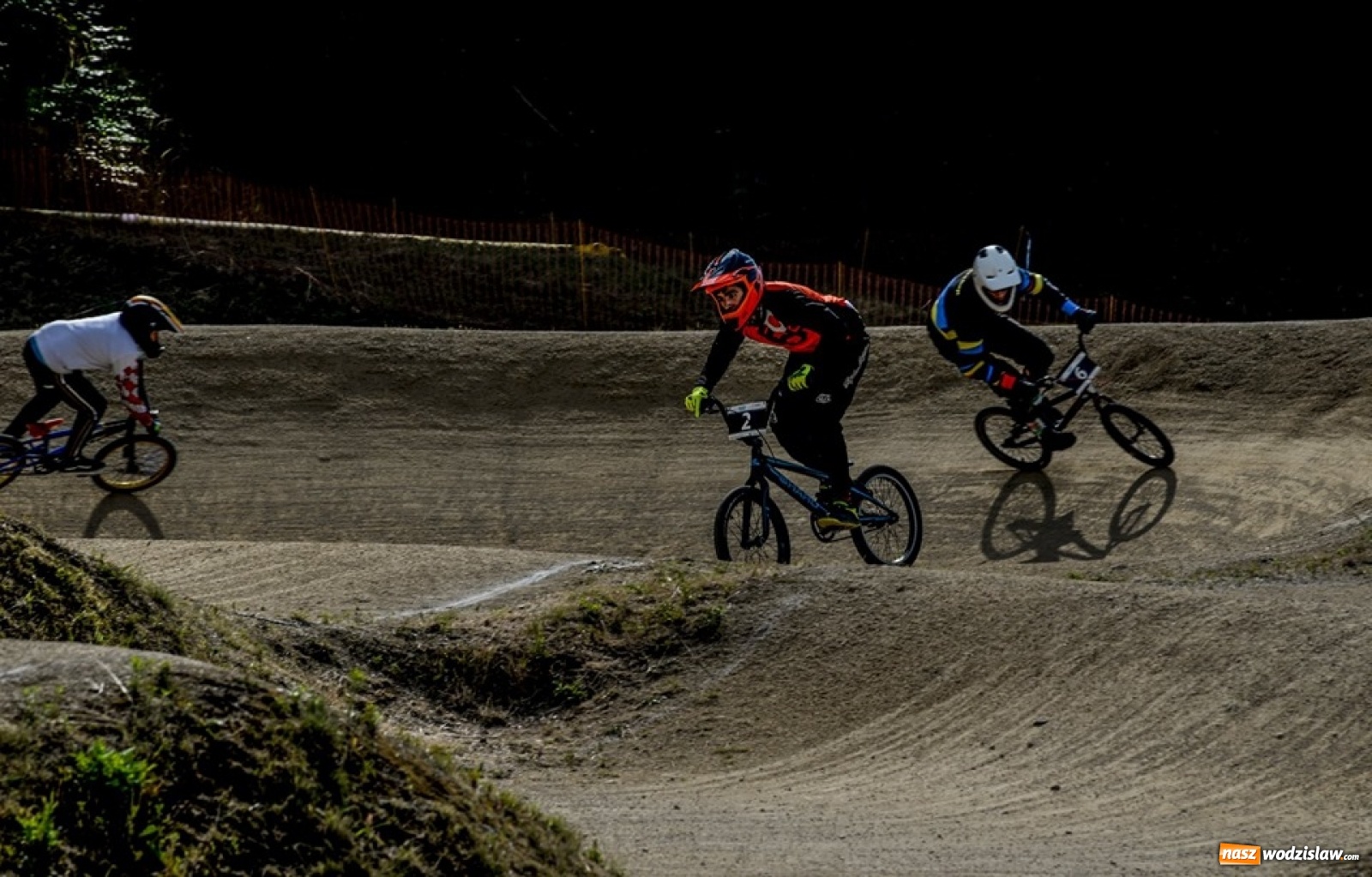 Zdjęcie w galerii na portalu naszwodzislaw.com: Weekend przepełniony sportowymi emocjami [FOTO] wiadomości z regionu