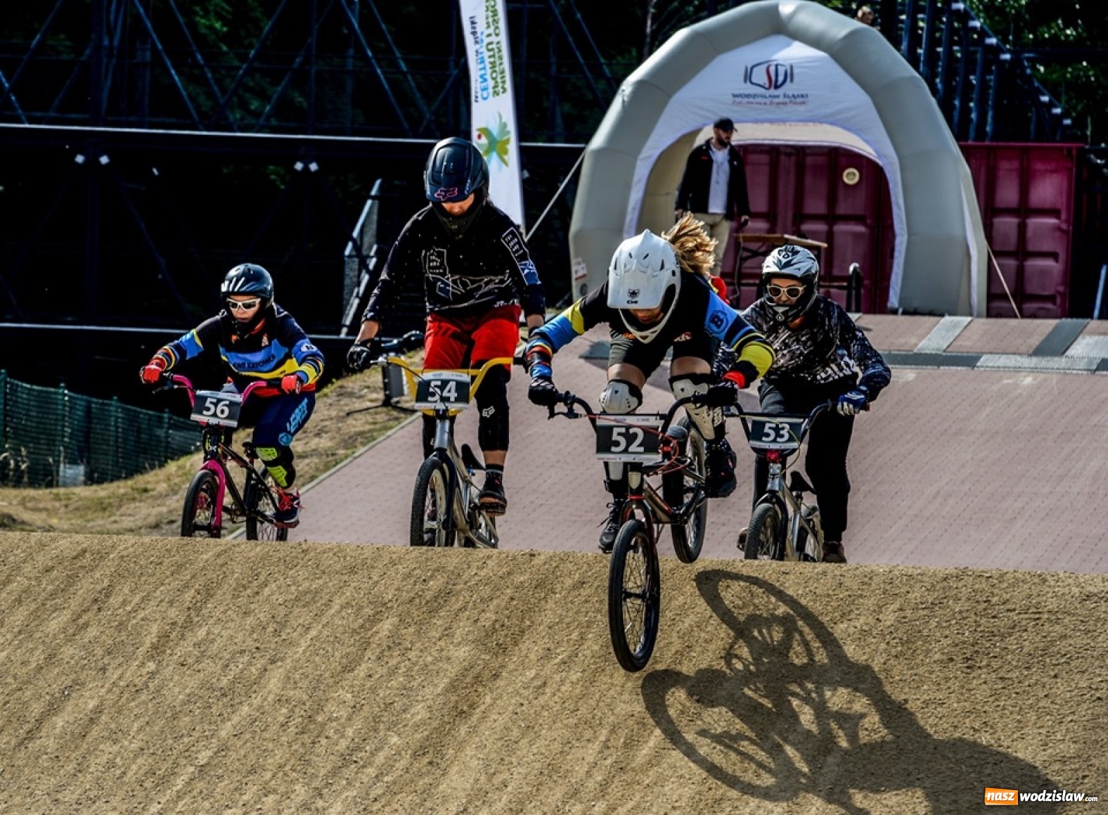 Zdjęcie w galerii na portalu naszwodzislaw.com: Weekend przepełniony sportowymi emocjami [FOTO] wiadomości z regionu