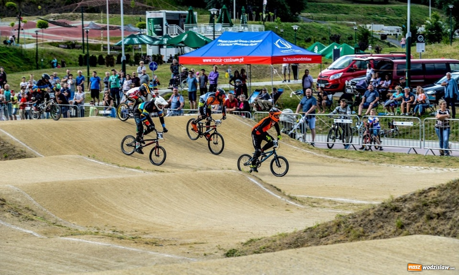Zdjęcie w galerii na portalu naszwodzislaw.com: Weekend przepełniony sportowymi emocjami [FOTO] wiadomości z regionu