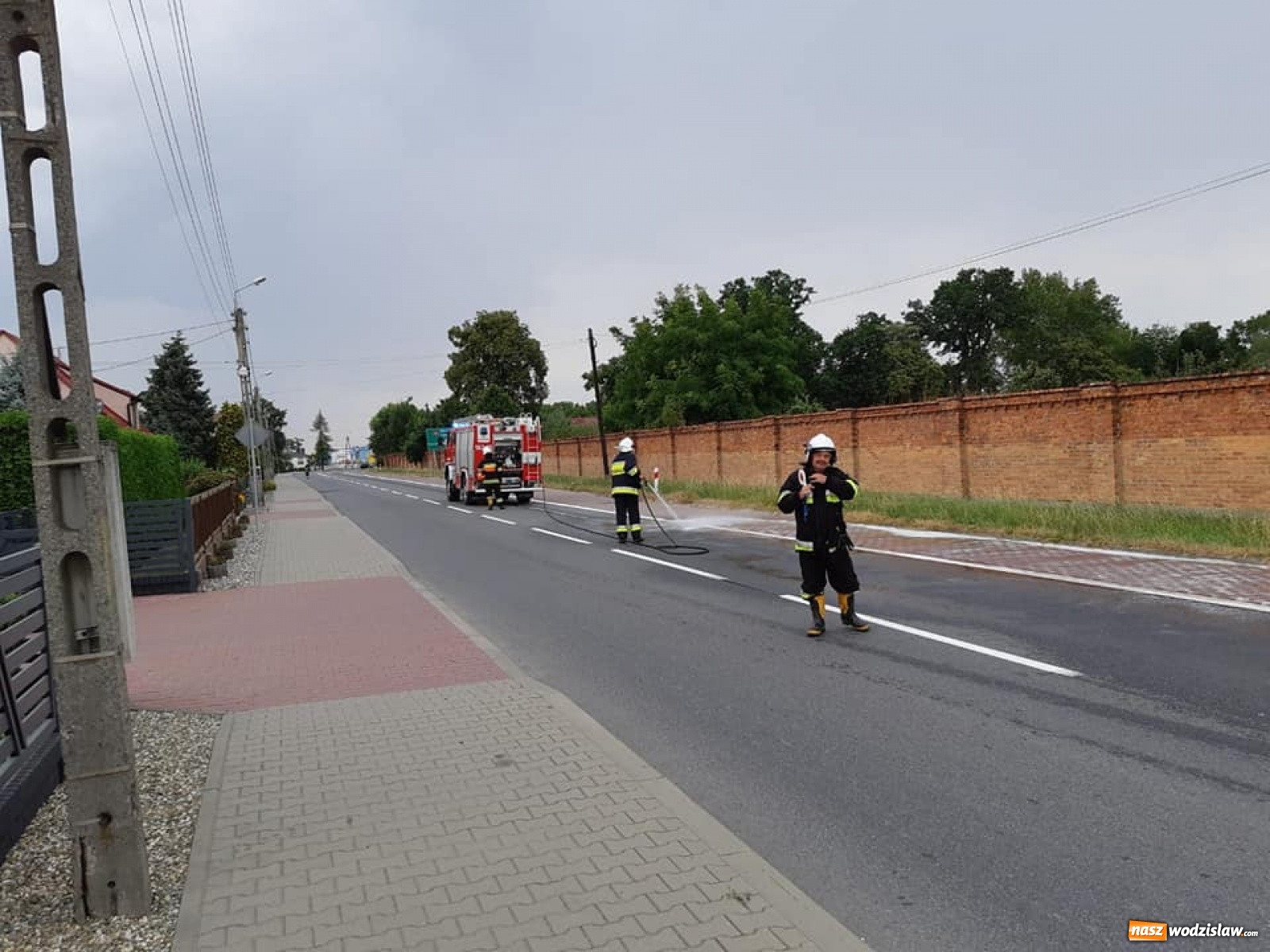 Zdjęcie w galerii na portalu naszwodzislaw.com: Trzy kilometry do posprzątania  wiadomości z regionu