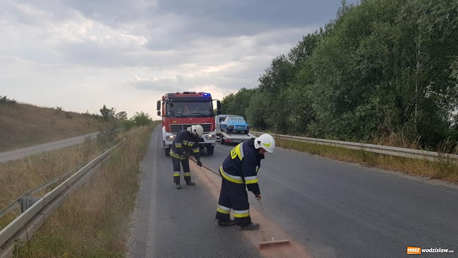 Zdjęcie w galerii na portalu naszwodzislaw.com: Trzy kilometry do posprzątania  wiadomości z regionu