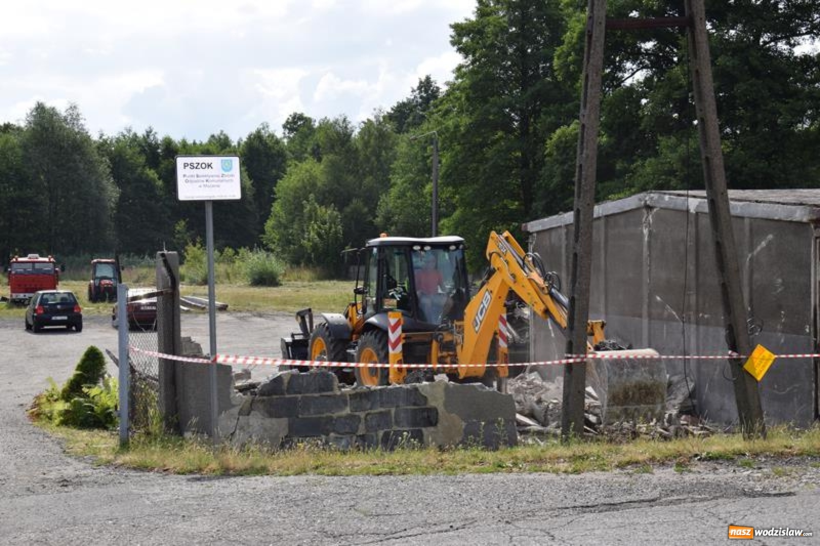 Zdjęcie w galerii na portalu naszwodzislaw.com: Przy Tuskera w Mszanie przygotowują teren pod inwestycję [FOTO] wiadomości z regionu