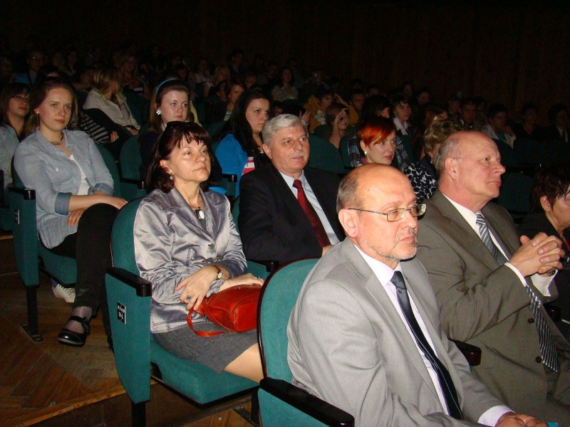 Zdjęcie w galerii na portalu naszwodzislaw.com: W II LO zapachniało Europą wiadomości z regionu