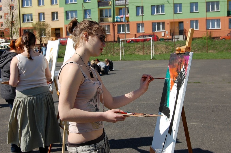 Zdjęcie w galerii na portalu naszwodzislaw.com: W II LO zapachniało Europą wiadomości z regionu