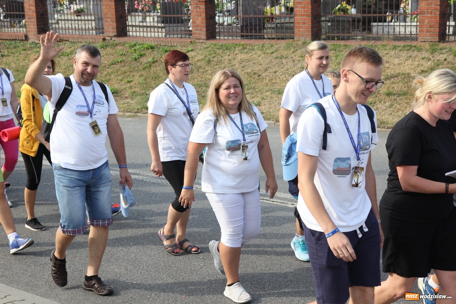 Zdjęcie w galerii na portalu naszwodzislaw.com: Ruszyła 31. Piesza Pielgrzymka z Lubomi na Jasną Górę wiadomości z regionu