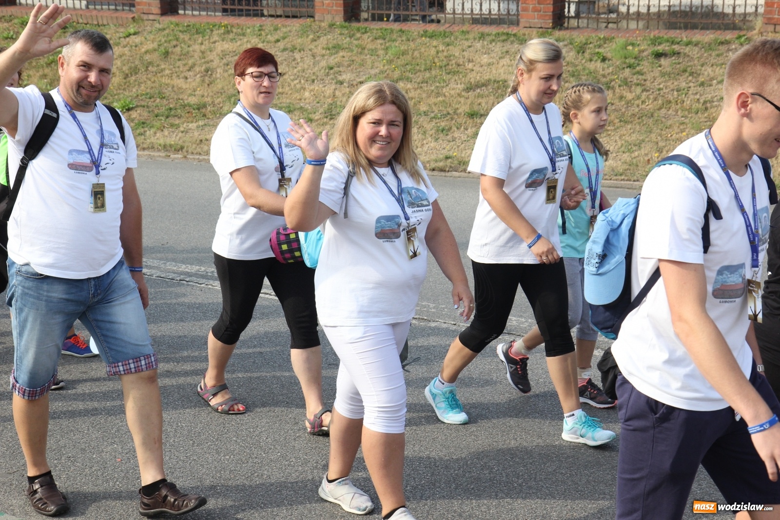 Zdjęcie w galerii na portalu naszwodzislaw.com: Ruszyła 31. Piesza Pielgrzymka z Lubomi na Jasną Górę wiadomości z regionu