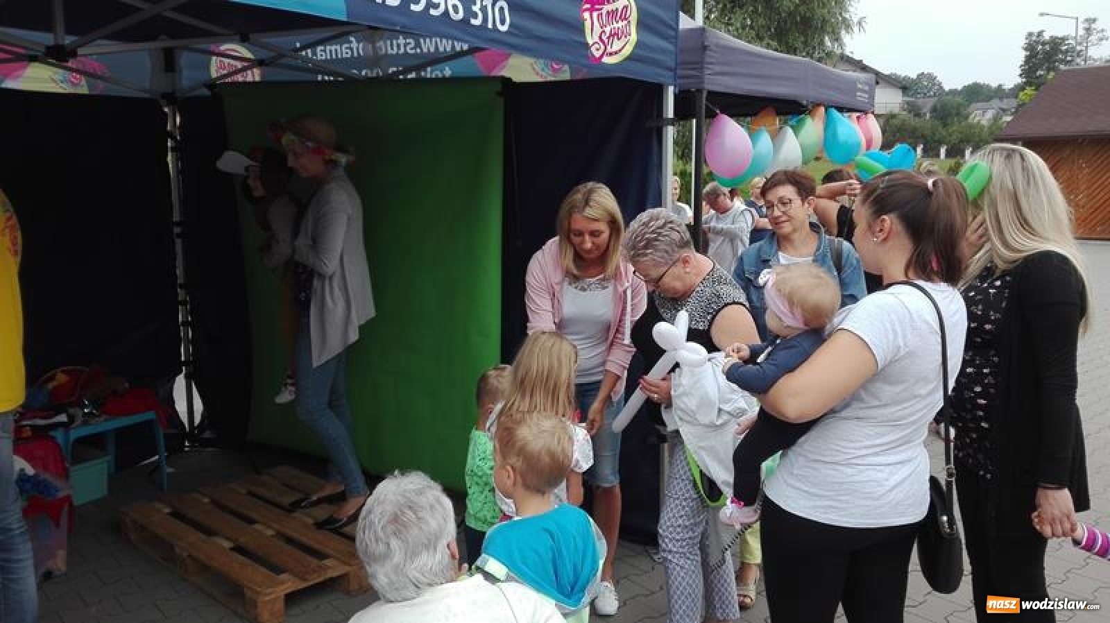 Zdjęcie w galerii na portalu naszwodzislaw.com: Baw się i śmiej. Festyn dla dzieci i młodzieży za nami [FOTO] wiadomości z regionu