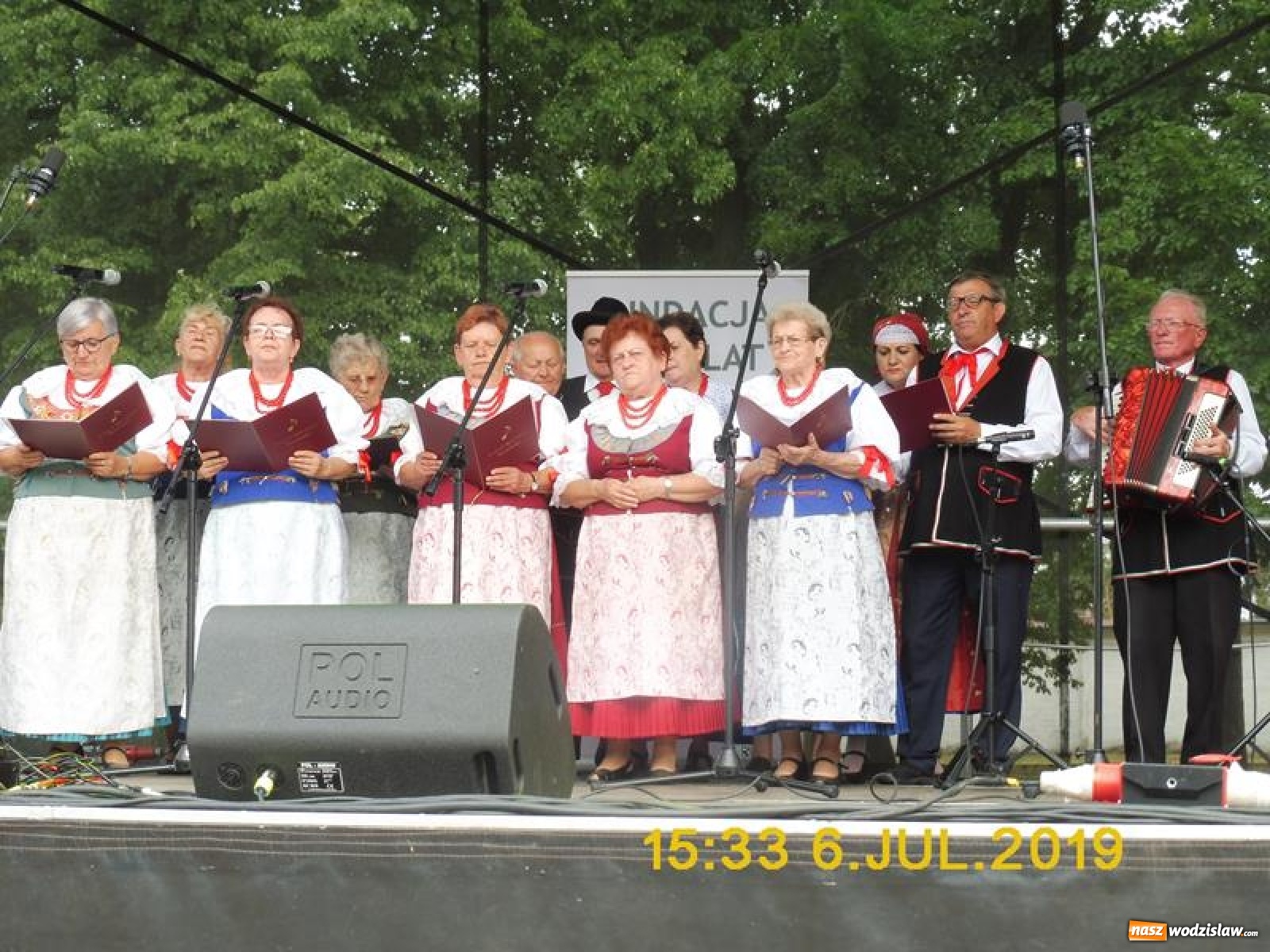 Zdjęcie w galerii na portalu naszwodzislaw.com: KGW Połomia i zespół śpiewaczy Mszanianka reprezentowały gminę w Wolbórzu wiadomości z regionu