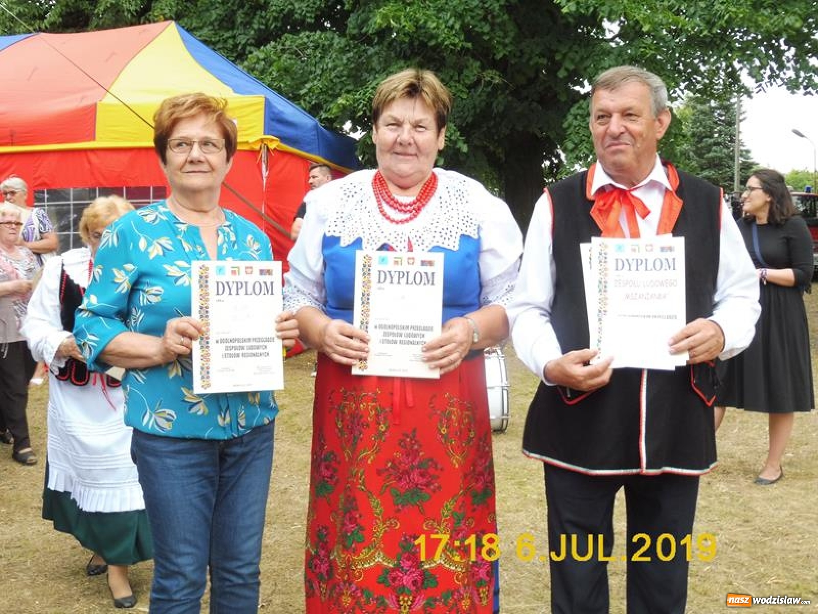 Zdjęcie w galerii na portalu naszwodzislaw.com: KGW Połomia i zespół śpiewaczy Mszanianka reprezentowały gminę w Wolbórzu wiadomości z regionu