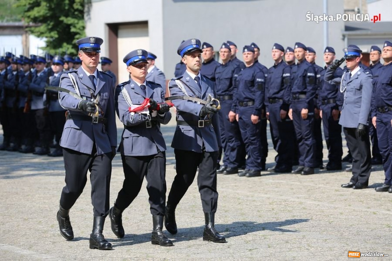 Zdjęcie w galerii na portalu naszwodzislaw.com: Nowi policjanci złożyli ślubowanie [FOTO] wiadomości z regionu