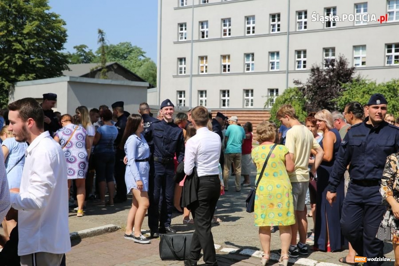 Zdjęcie w galerii na portalu naszwodzislaw.com: Nowi policjanci złożyli ślubowanie [FOTO] wiadomości z regionu