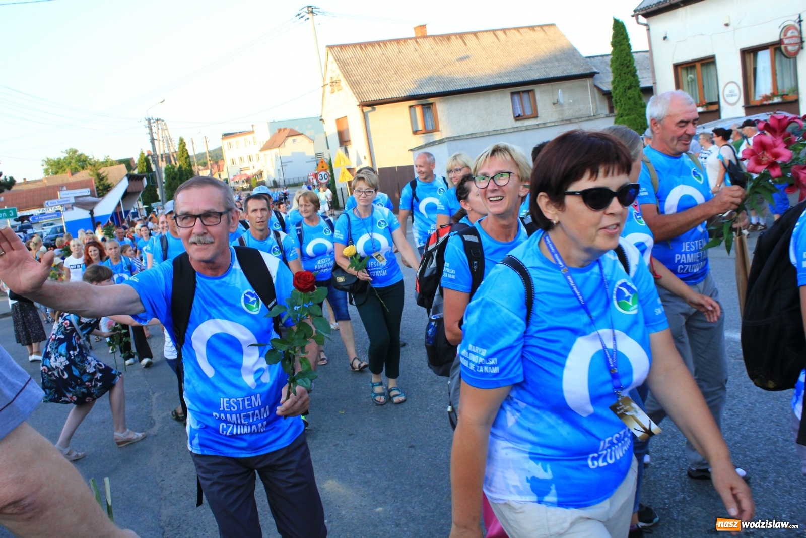 Zdjęcie w galerii na portalu naszwodzislaw.com: Szczęśliwe zakończenie pielgrzymowania wiadomości z regionu