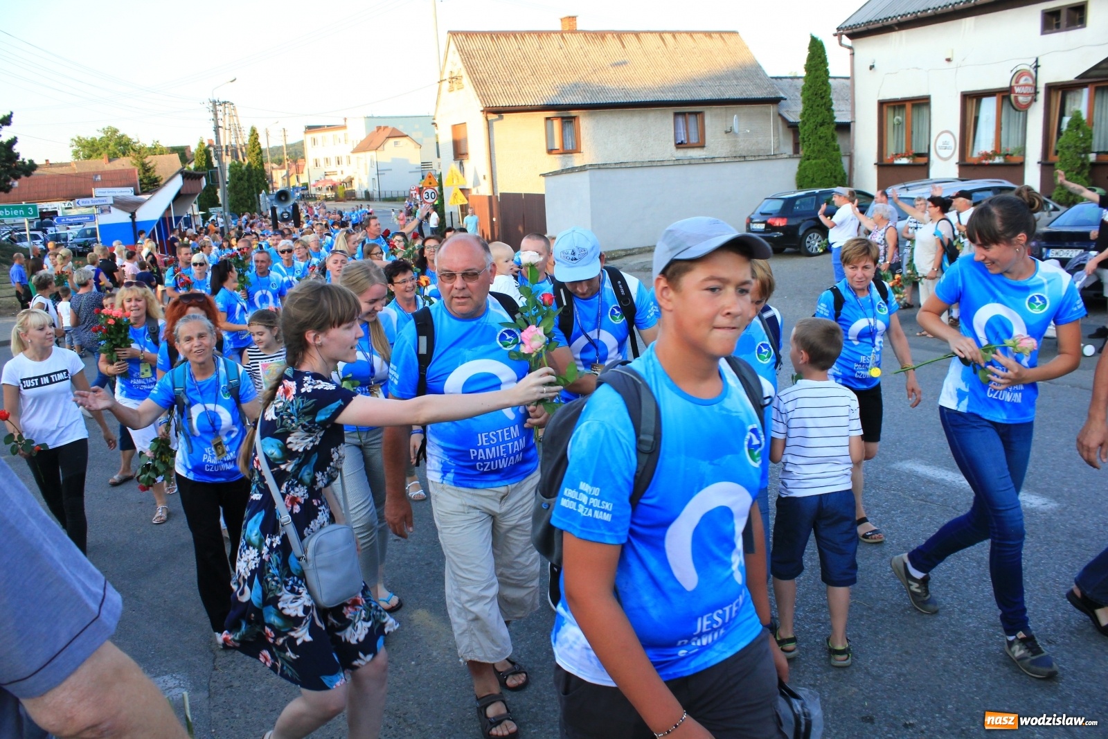 Zdjęcie w galerii na portalu naszwodzislaw.com: Szczęśliwe zakończenie pielgrzymowania wiadomości z regionu