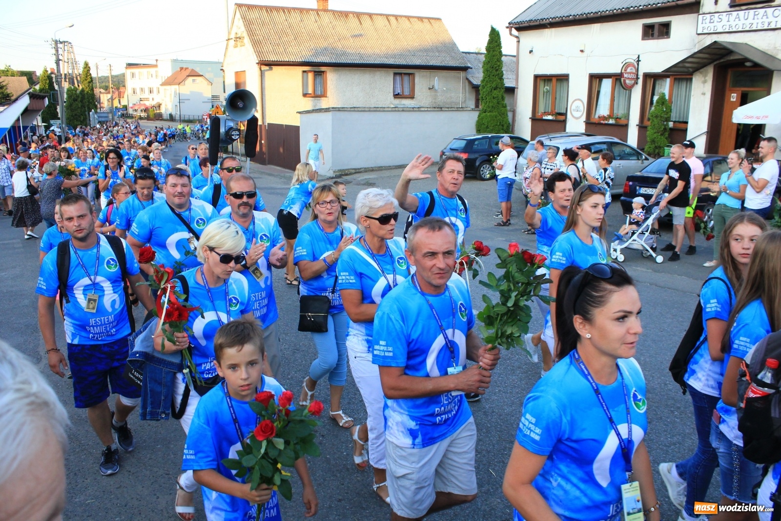 Zdjęcie w galerii na portalu naszwodzislaw.com: Szczęśliwe zakończenie pielgrzymowania wiadomości z regionu