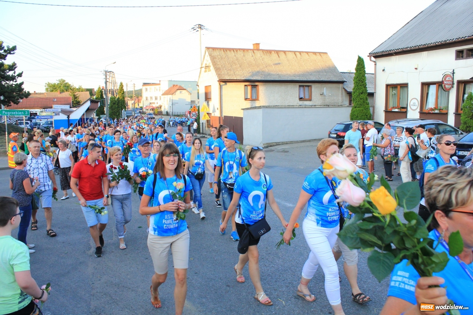 Zdjęcie w galerii na portalu naszwodzislaw.com: Szczęśliwe zakończenie pielgrzymowania wiadomości z regionu
