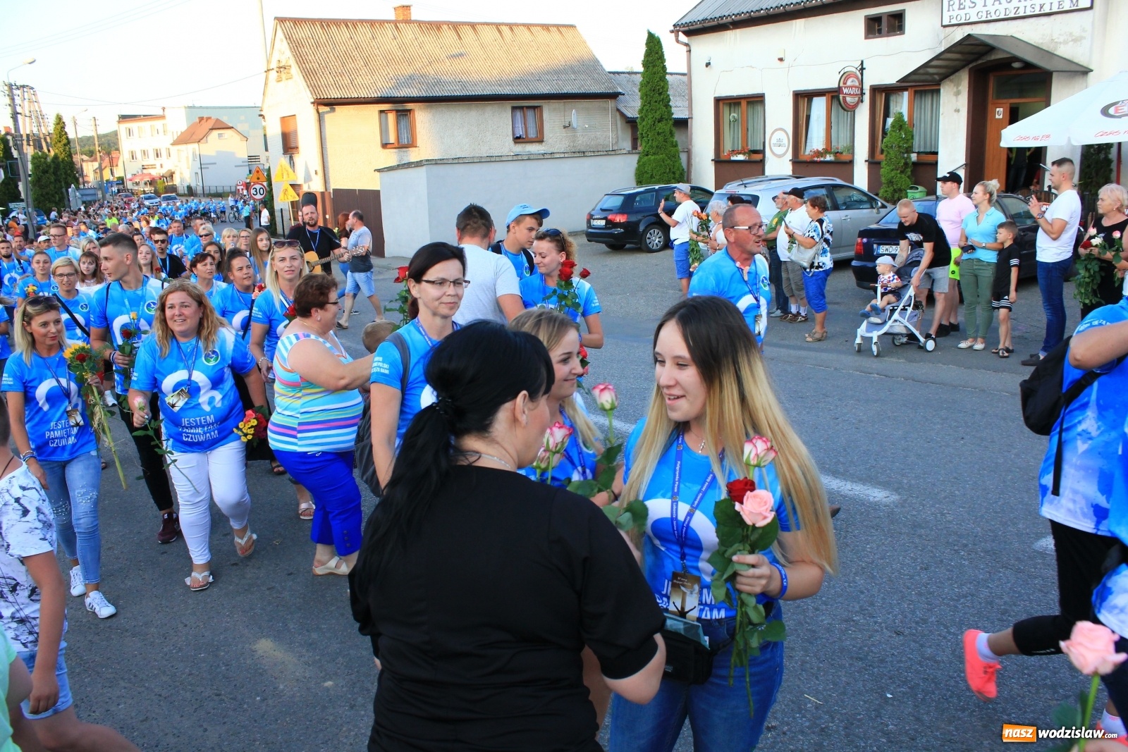 Zdjęcie w galerii na portalu naszwodzislaw.com: Szczęśliwe zakończenie pielgrzymowania wiadomości z regionu