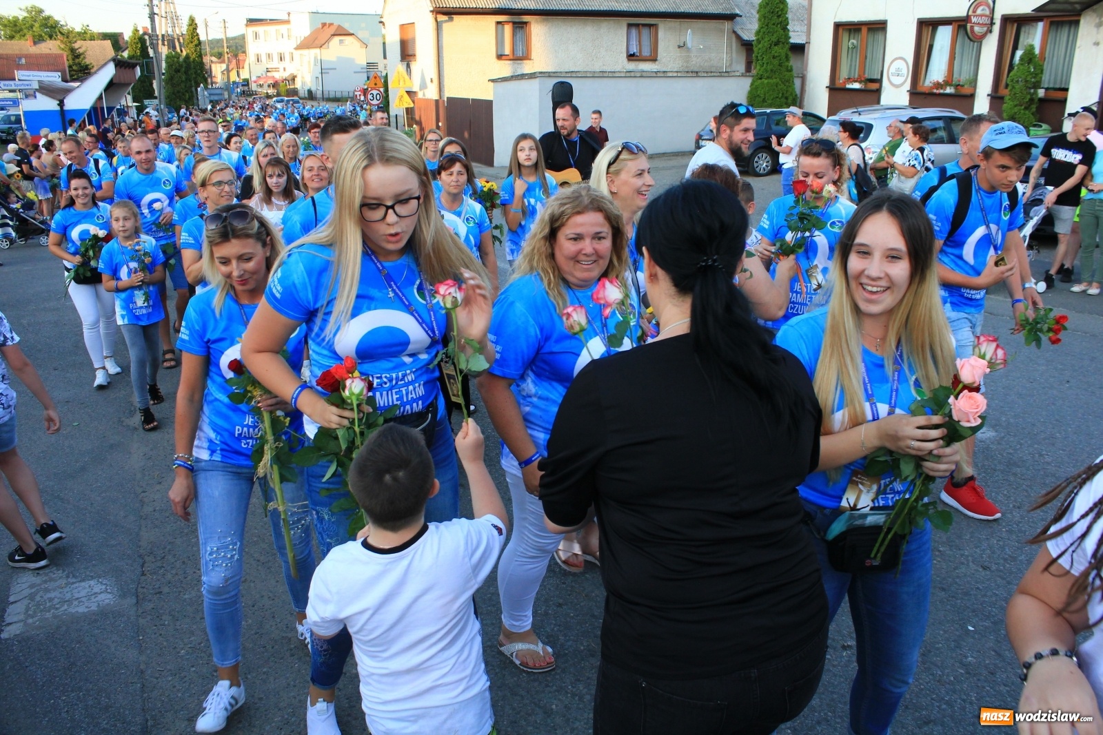 Zdjęcie w galerii na portalu naszwodzislaw.com: Szczęśliwe zakończenie pielgrzymowania wiadomości z regionu