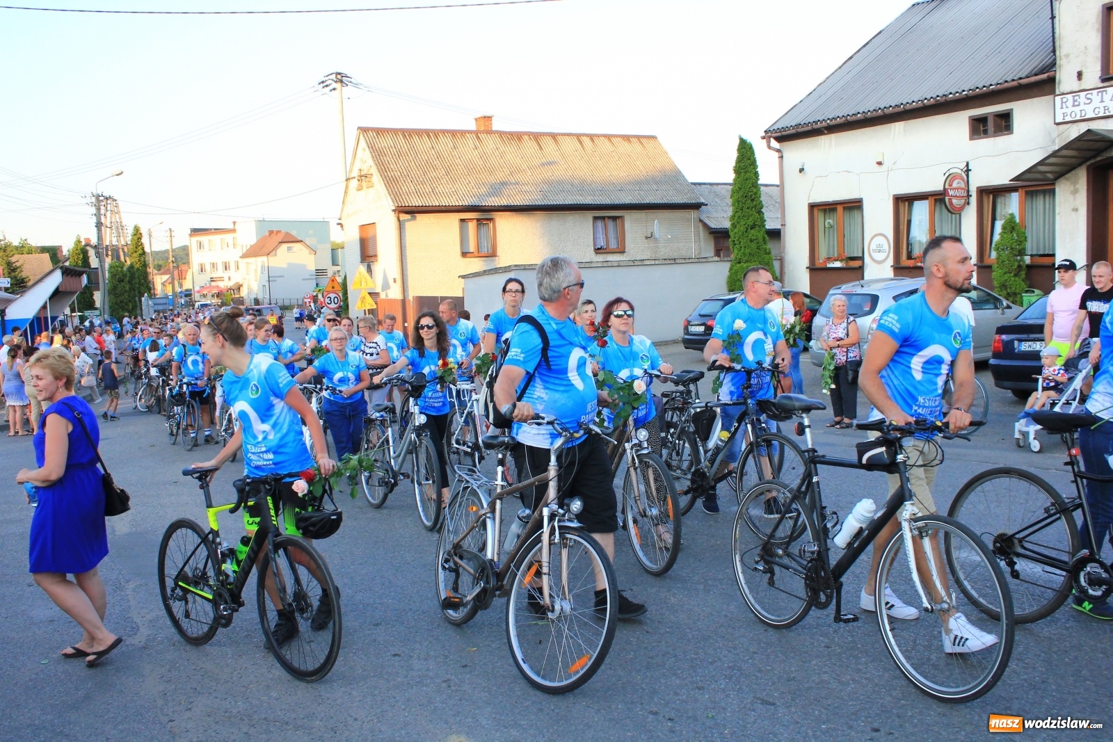 Zdjęcie w galerii na portalu naszwodzislaw.com: Szczęśliwe zakończenie pielgrzymowania wiadomości z regionu