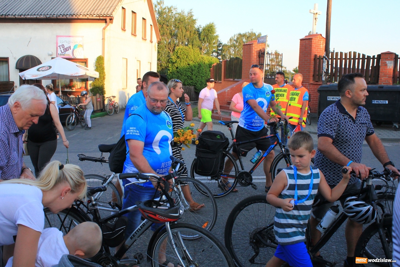 Zdjęcie w galerii na portalu naszwodzislaw.com: Szczęśliwe zakończenie pielgrzymowania wiadomości z regionu