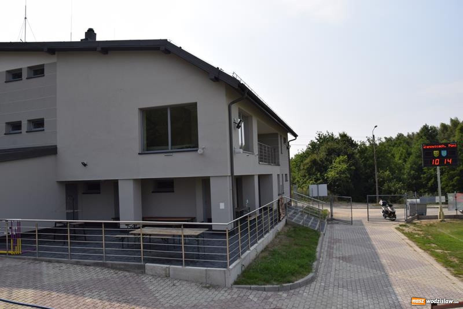 Zdjęcie w galerii na portalu naszwodzislaw.com: Zakończyła się termomodernizacja szatni sportowej w Mszanie [FOTO] wiadomości z regionu